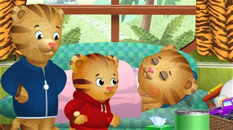 To safely cross the street, Daniel and his friends are careful to hold hands and look both ways. . Daniel tiger you tube